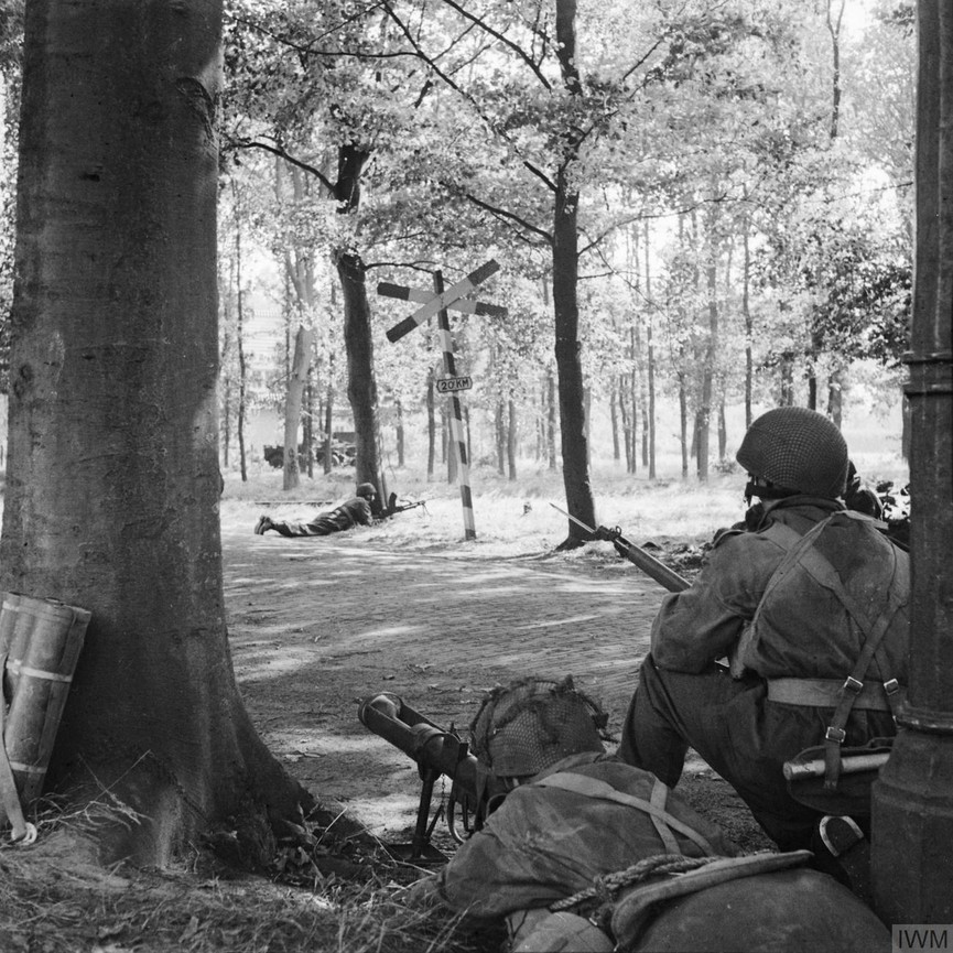 Troops at Arnhem sept 1944