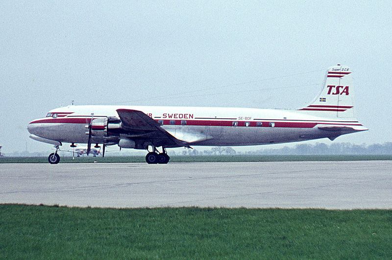 DC-6 Transair Sweden SE-BDF