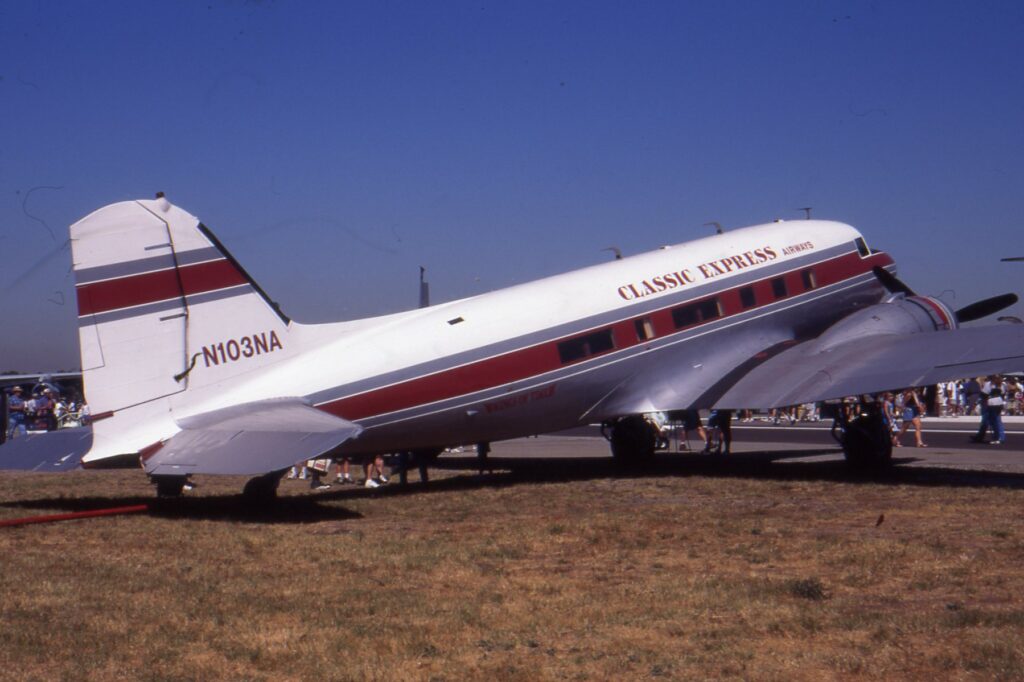 N103NAQ Flabob Express at El Toro 1997 Classic Airways
