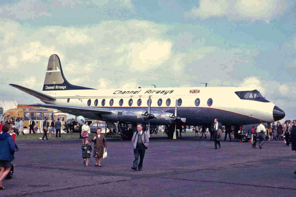 Channel Airways G-ATUE Biggin Hill 1966 N244V