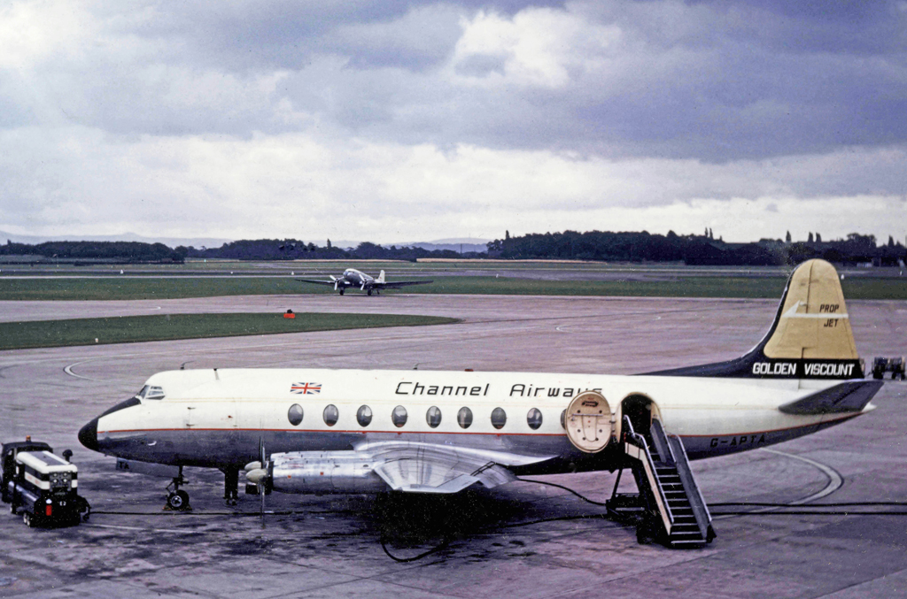 Channel Airways Viscount 702 G-APTA August 1965